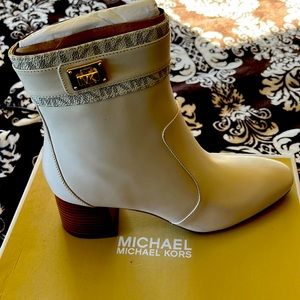 Brand New Boots feom Michael Kira